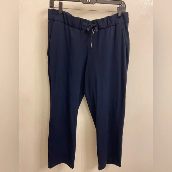Lululemon On The Fly Crop Pant True Navy Size 8 - Picture 4 of 8
